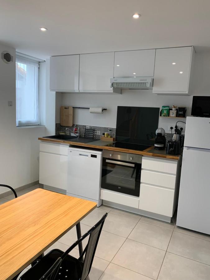 Ker Mawen Apartment Порник Екстериор снимка
